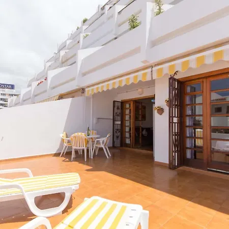 Garden City 15 - Two Bed Playa Feñabe