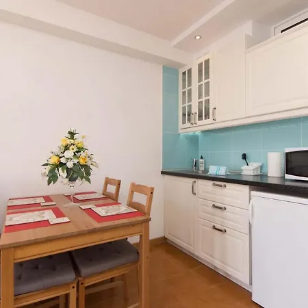 Garden City 15 - Two Bed * Playa Feñabe